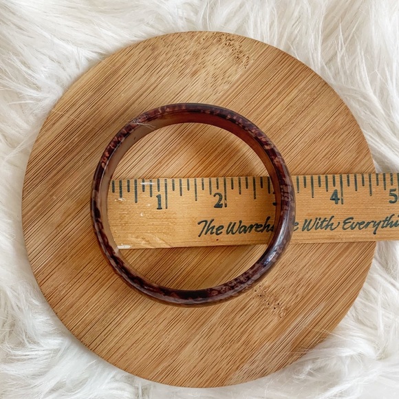 Bracelet Asymmetrical Leopard Bracelet - Picture 7 of 7